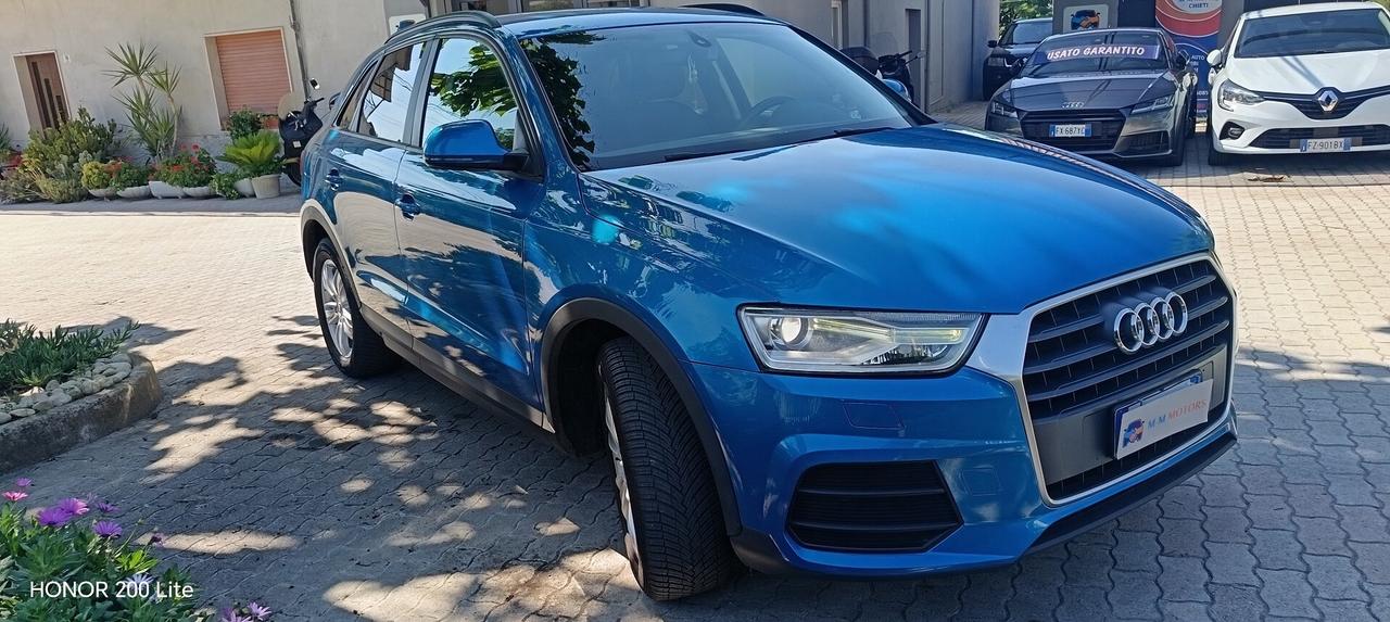 Audi Q3 1.4 92kw benzina GANCIO TRAINO PROMMO