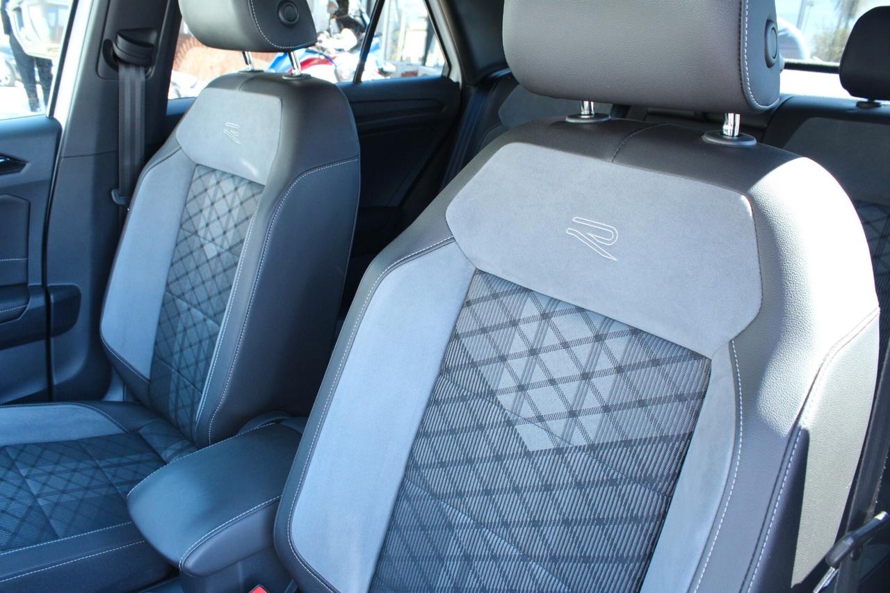 Volkswagen T-Roc 2.0 TDI SCR R-Line PLUS