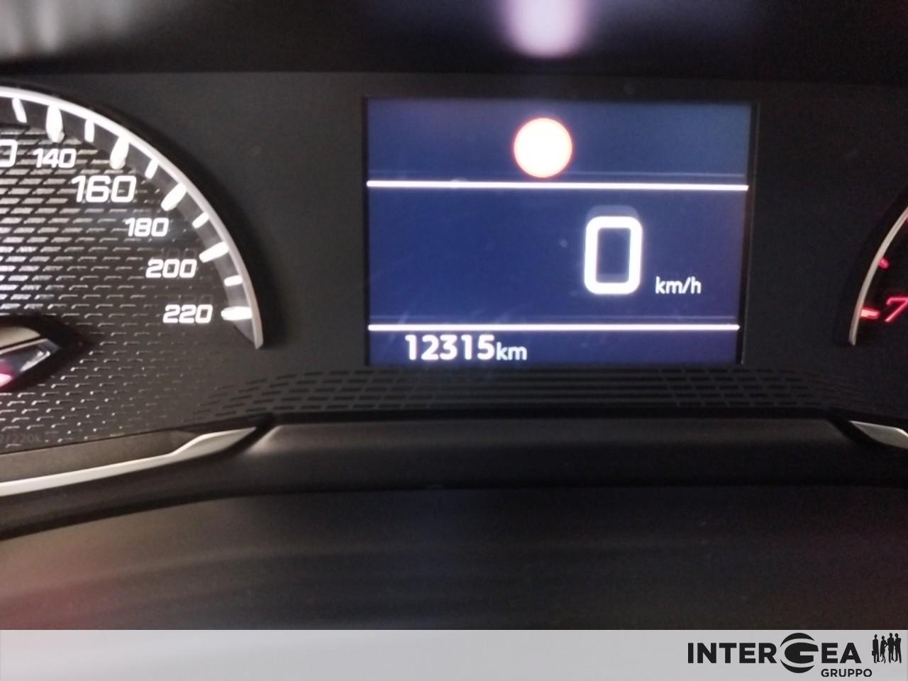 PEUGEOT 208 1.2 puretech Active s&s 100cv