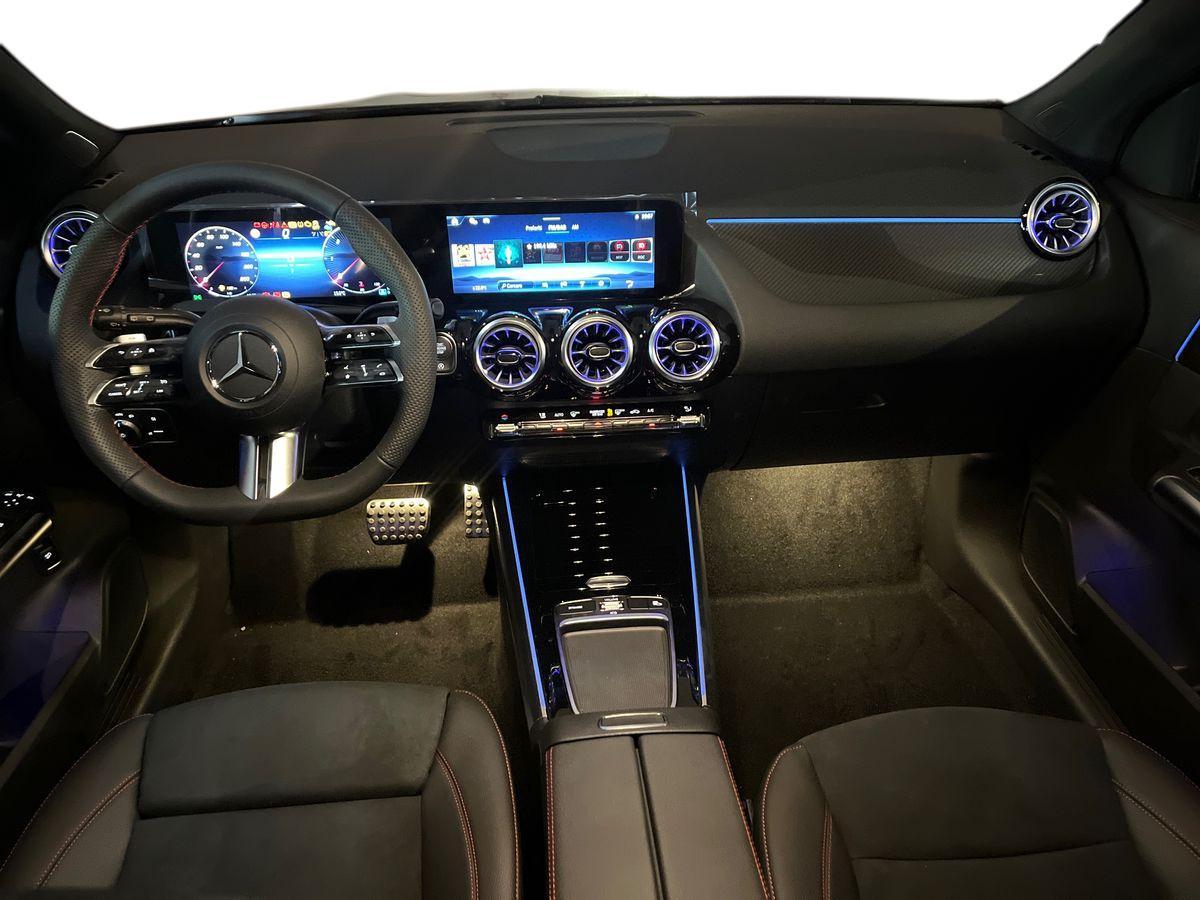 Mercedes-Benz GLA 180 d Automatic