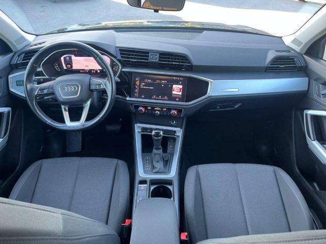 AUDI Q3 35 TDI Business Advanced