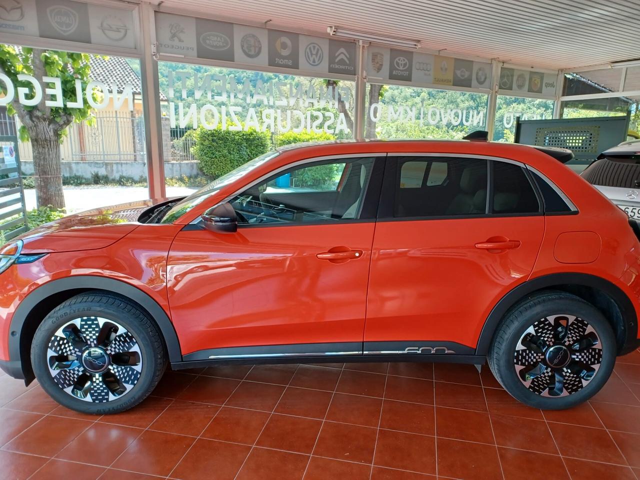 Fiat 600 Hybrid 100 CV DCT MHEV La Prima