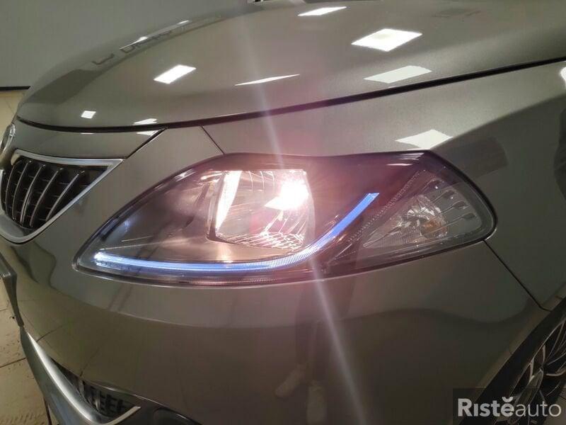 Lancia Ypsilon 1.0 FireFly 5 porte S&S Hybrid Platino