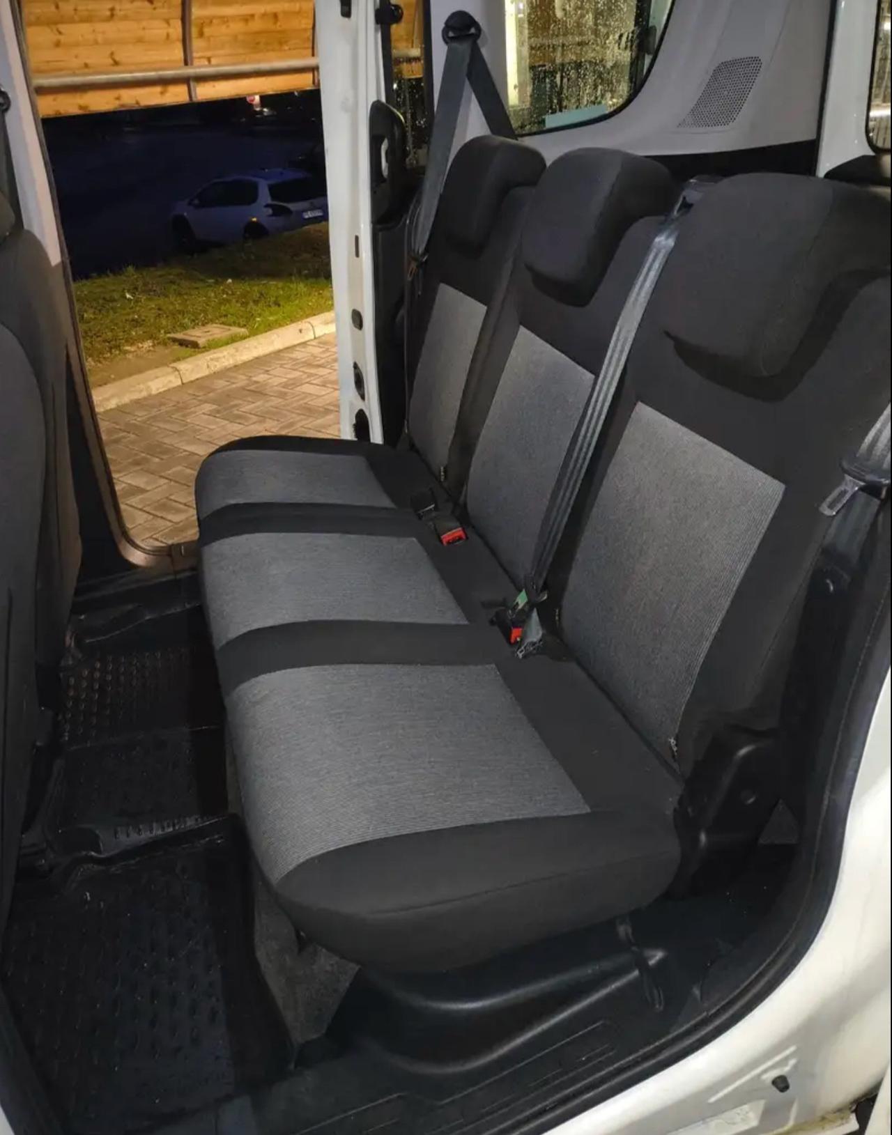 Fiat Doblo Doblò 5 P N1 con CarPlay e telecamera posteriore