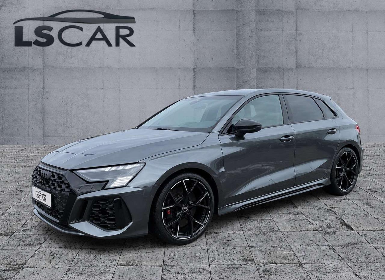 Audi RS3 Sportback 2.5 tfsi quattro s-tronic