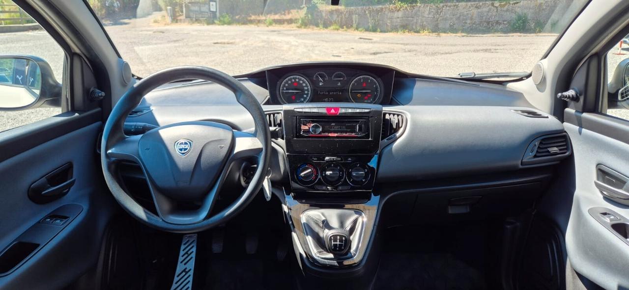 Lancia Ypsilon 1.3 MJT 95CV Gold-12/2016-km 86.000