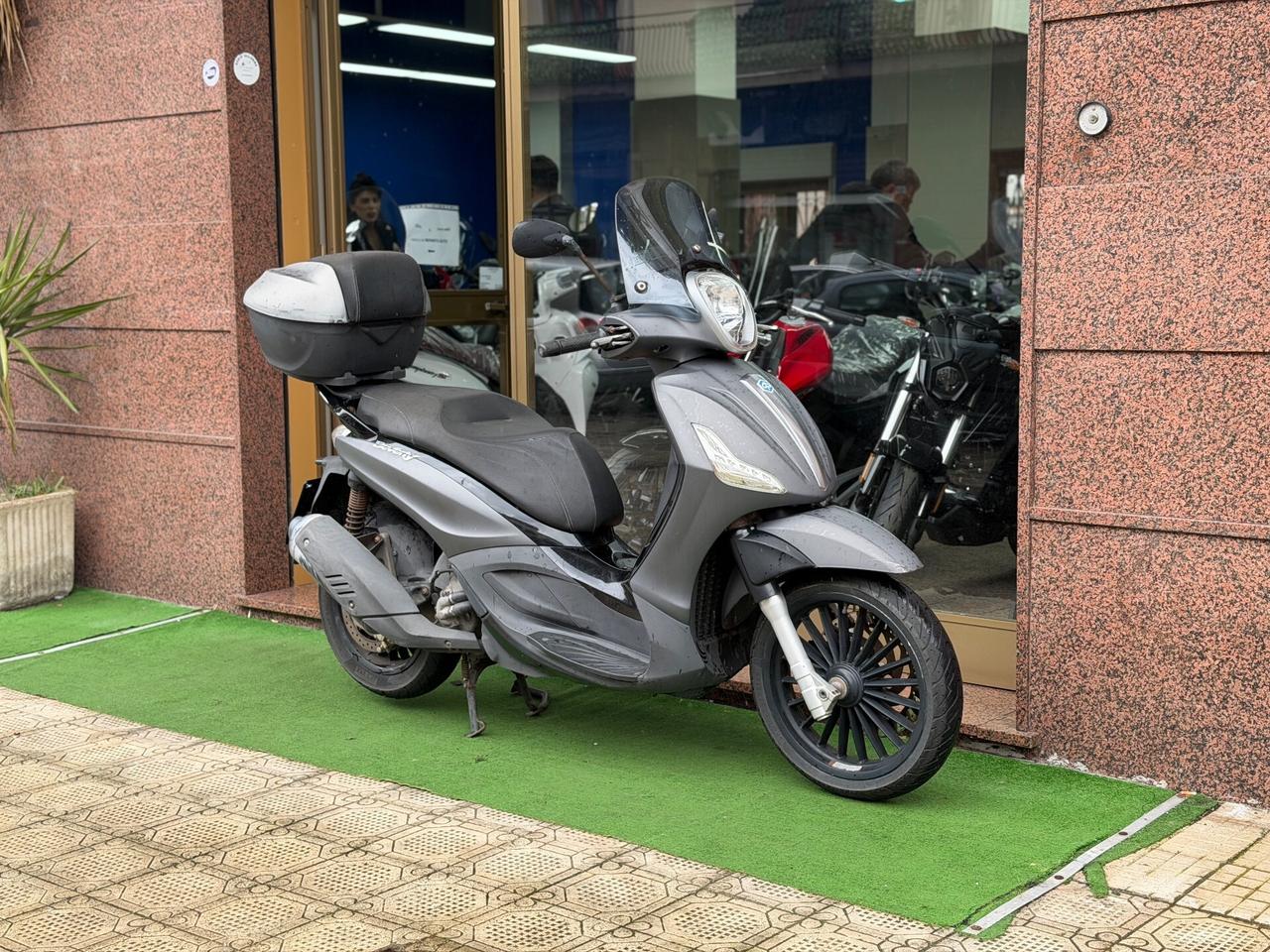 Piaggio Beverly 300 tua a soli 28€