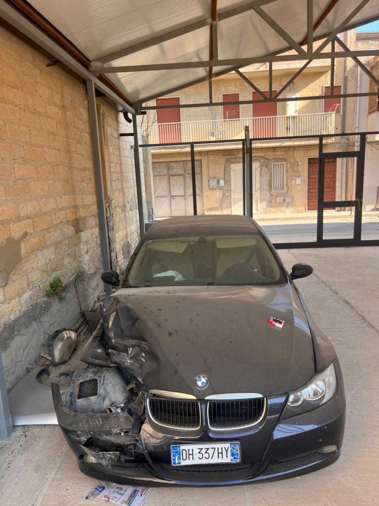 Bmw 320 D 163cv 2007 sinistrata PERMUTA