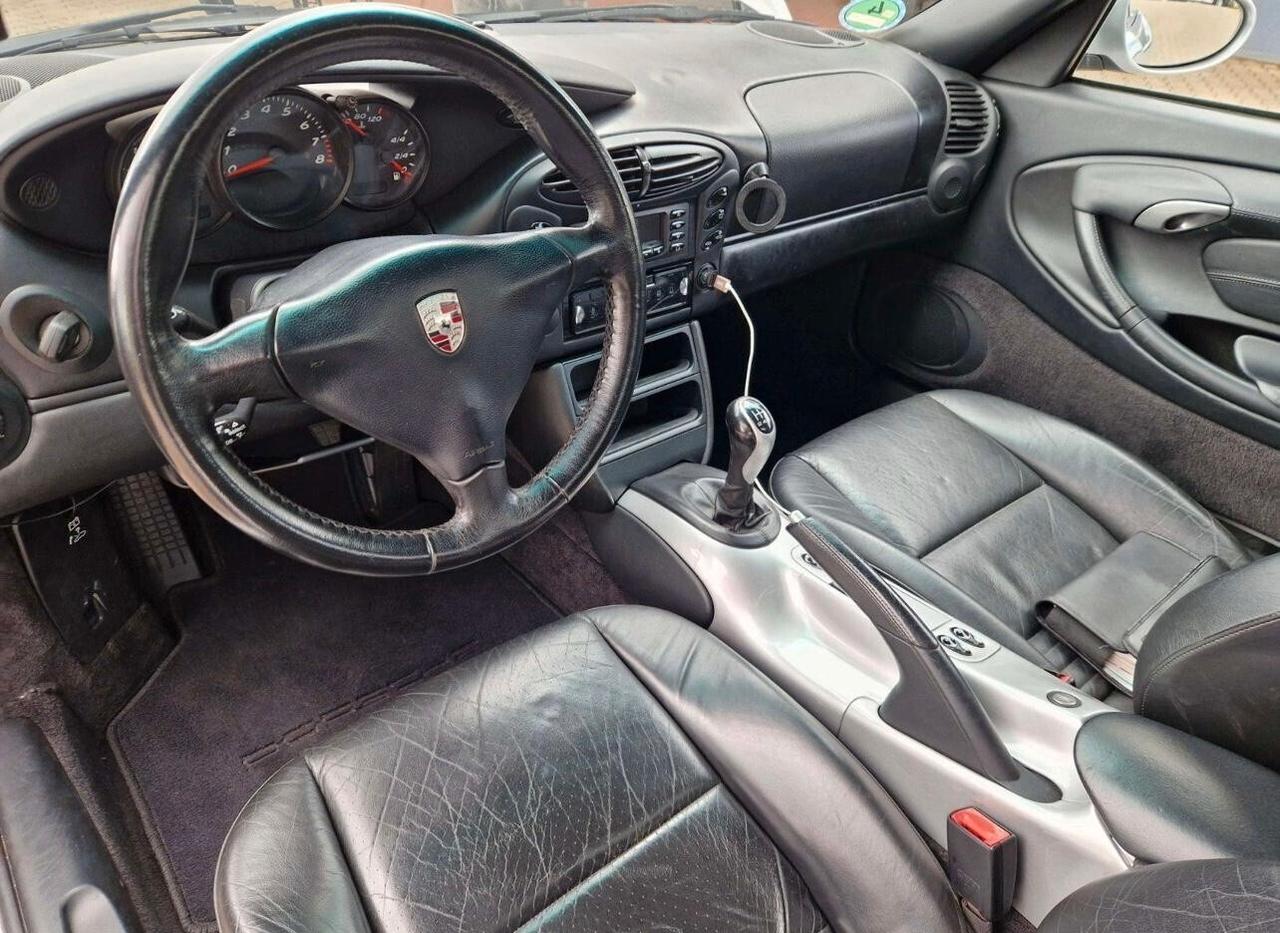 Porsche Boxster 2.7i 24V cat