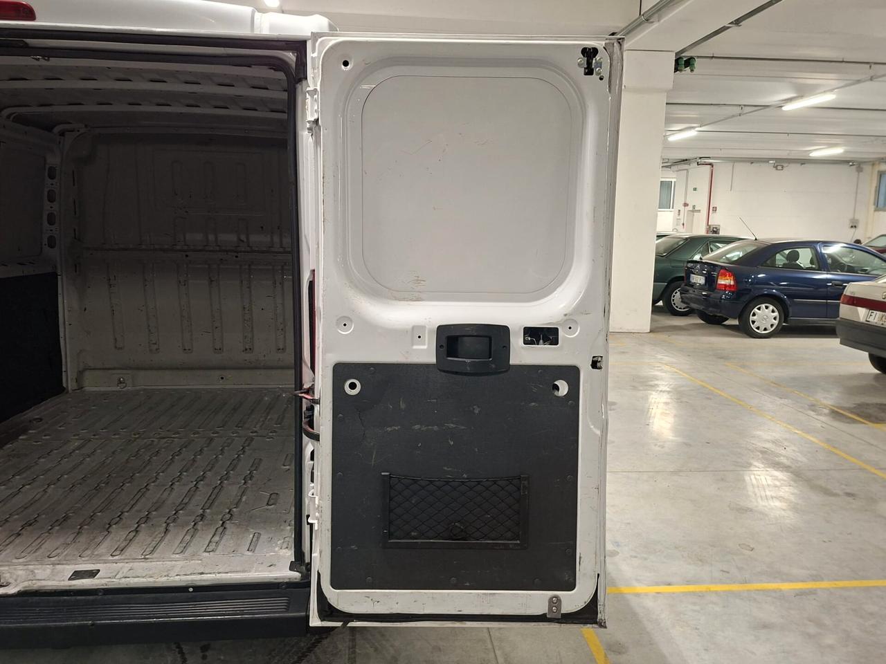 Peugeot Boxer 330 2.2 BlueHDi 140CV L1H1 Furgone