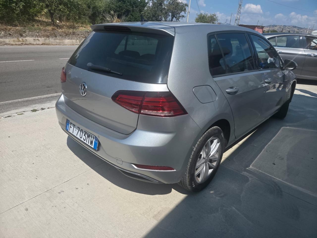 Volkswagen Golf 1.6 TDI 115 CV 5p. Highline BlueMotion Technology