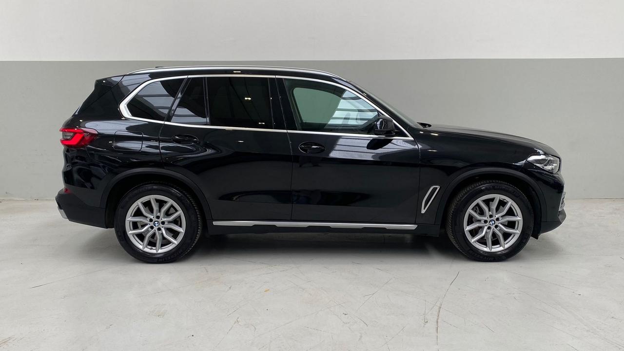 BMW X5 G05 2018 - X5 xdrive30d mhev 48V xLine auto