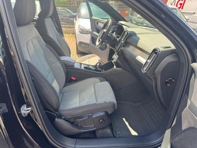 VOLVO XC40 T2 automatico Core (AUTOCARRO N1)