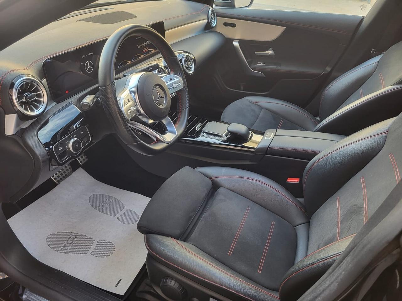 Mercedes CLA 200 d 150 Cv Autom. Premium/Amg+Tetto+Luci Ambiente...