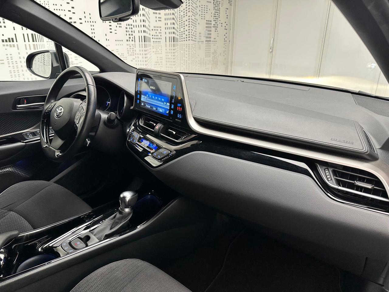 Toyota C-HR 1.8h Trend 2wd e-cvt