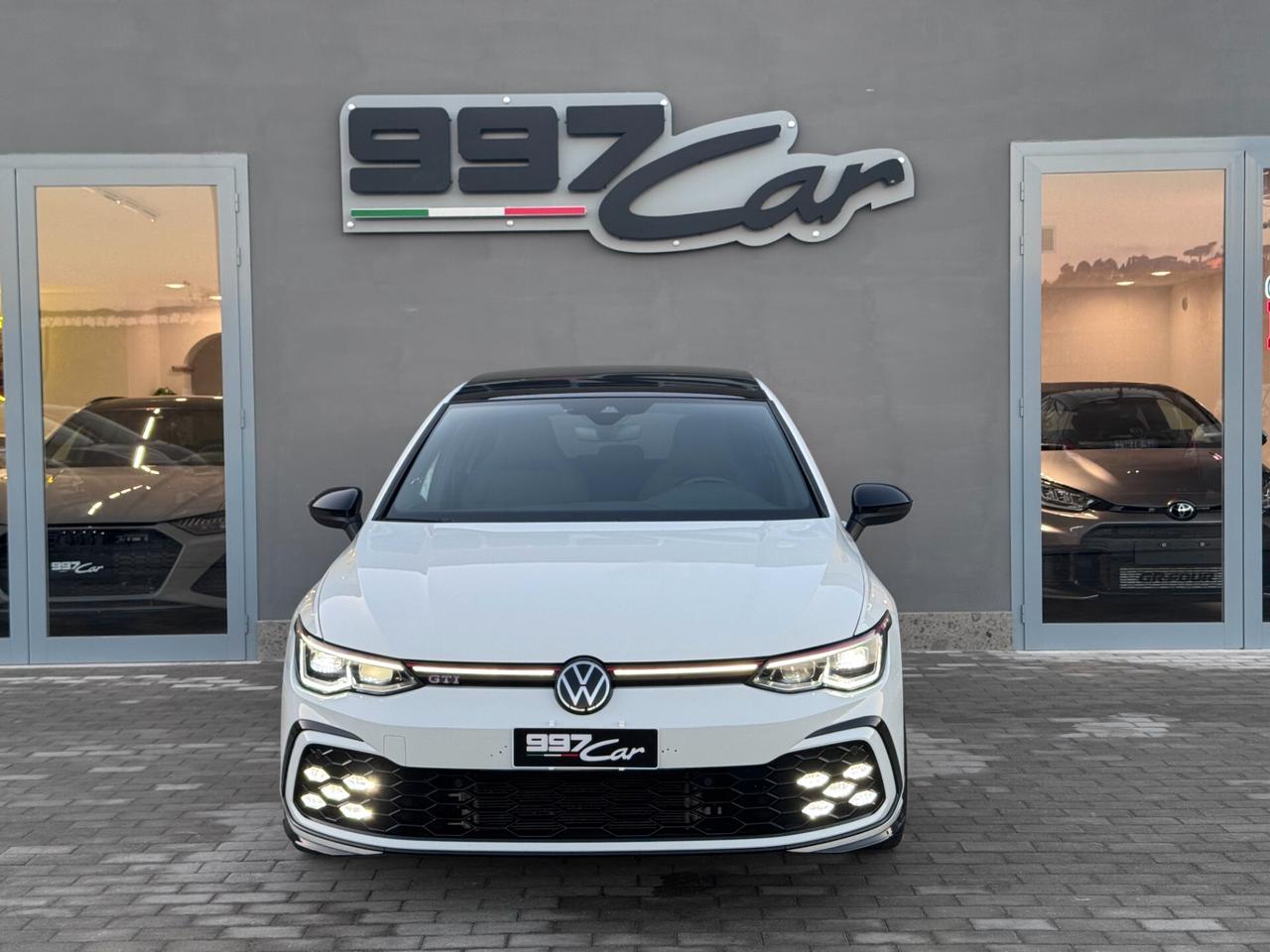 Volkswagen Golf 2.0 TSI GTI - TETTO APRIBILE - CAMERA - PRONTA CONSEGNA - TAGL. UFFICIALI - iQLIGHT
