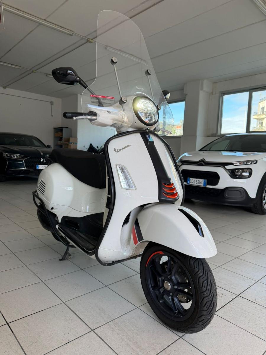 Vespa - GTS 310 - Super