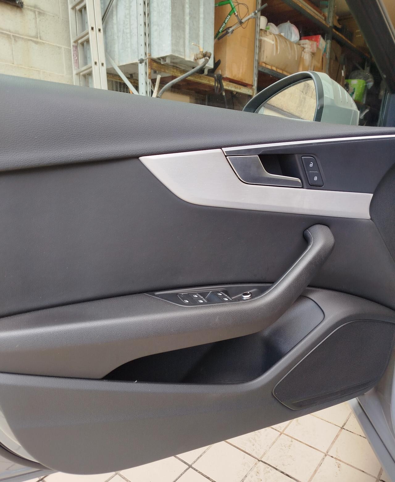 Audi A4 Avant 40 TDI quattro S tronic line edition