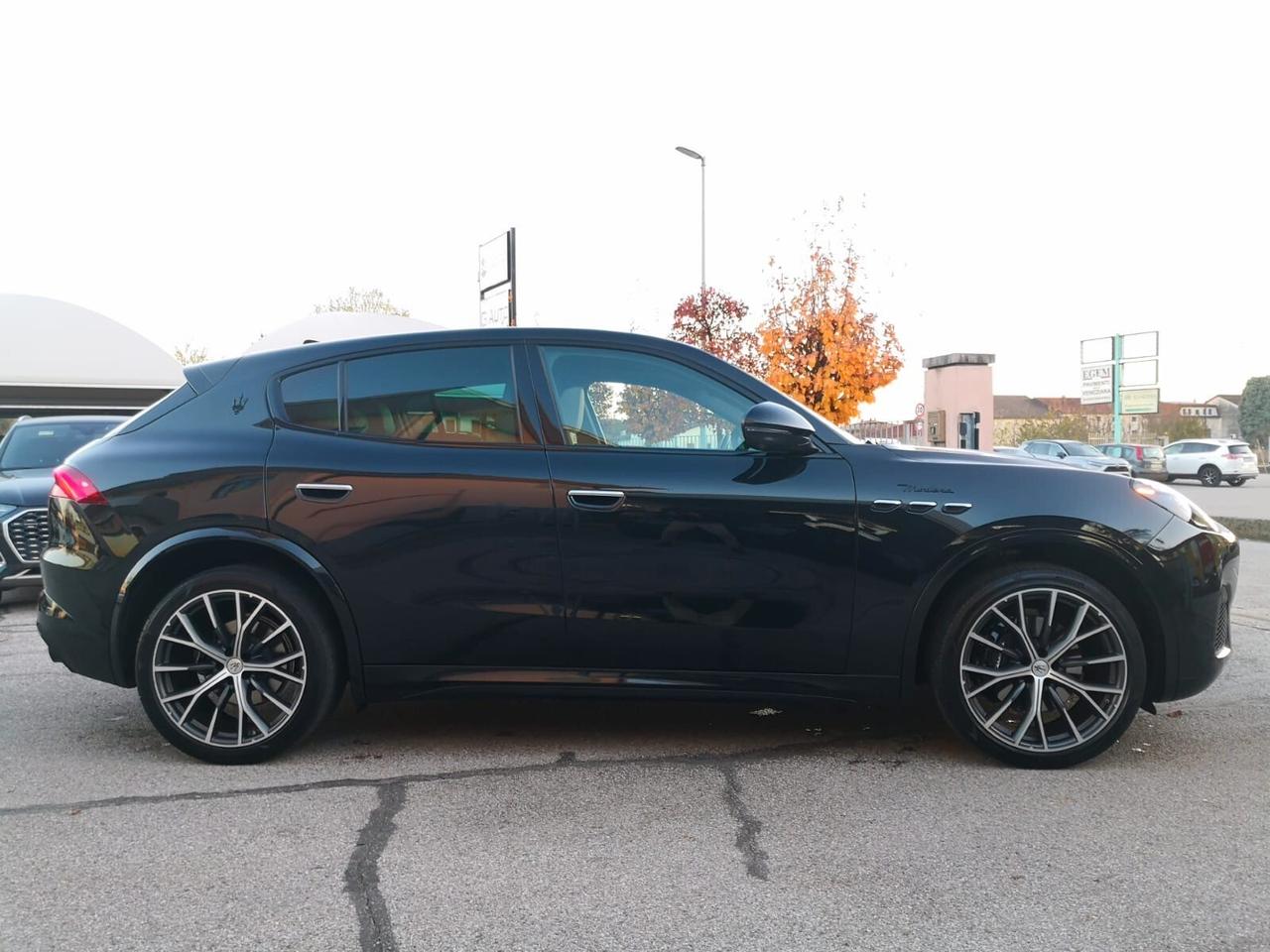 Maserati Grecale MHEV 330 CV AWD Modena