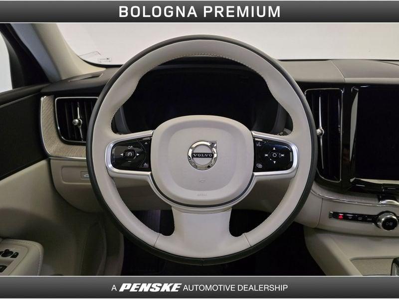 Volvo XC60 XC60 B4 (d) AWD automatico Plus Bright