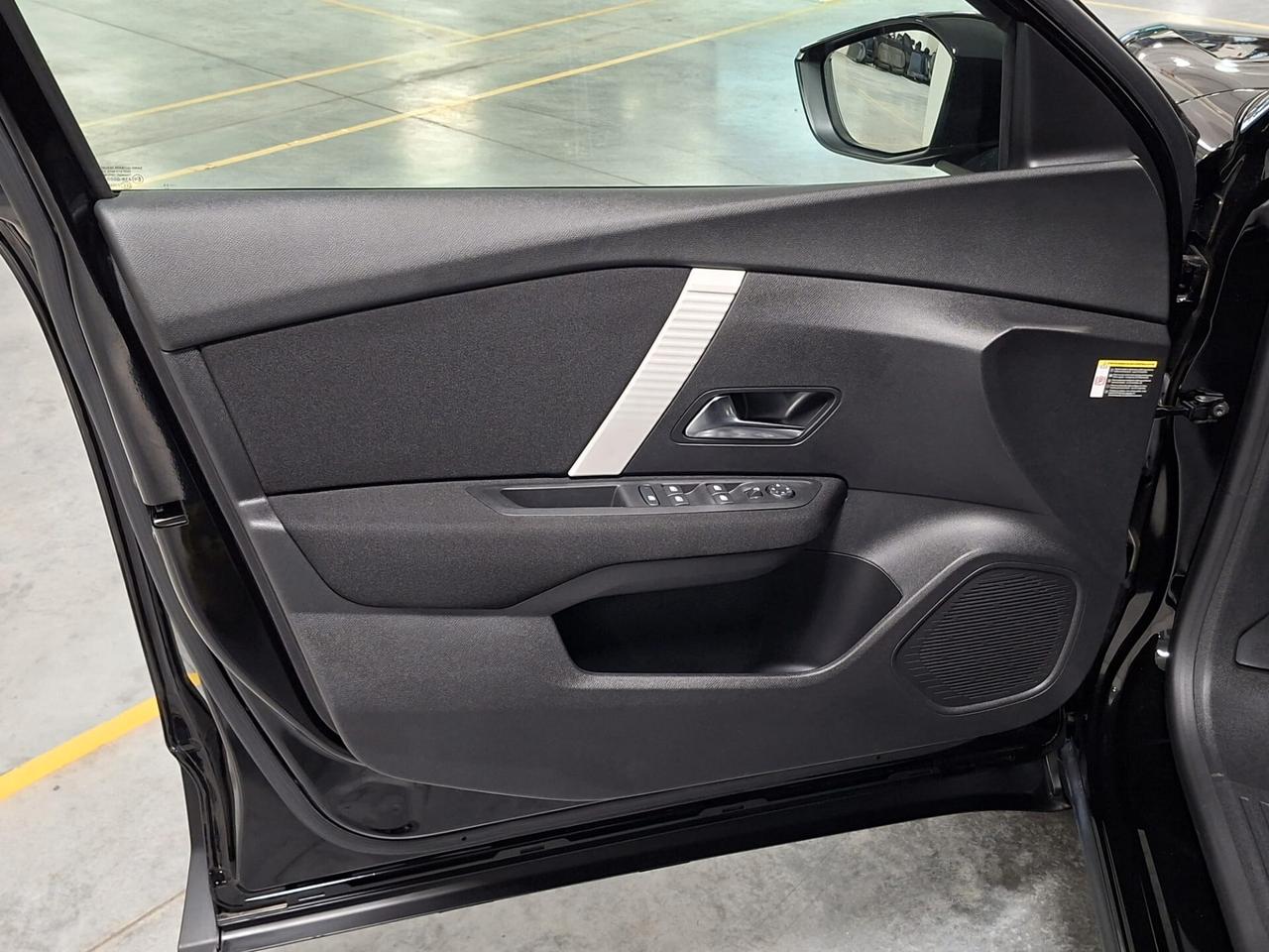 Citroen C4 1.2 PureTech 130CV Plus EAT8 Km. 0 MY'25