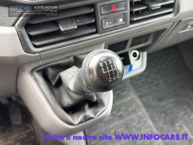 VOLKSWAGEN Crafter 2.0 TDI 140CV PM-TM Furgone Logistic + IVA