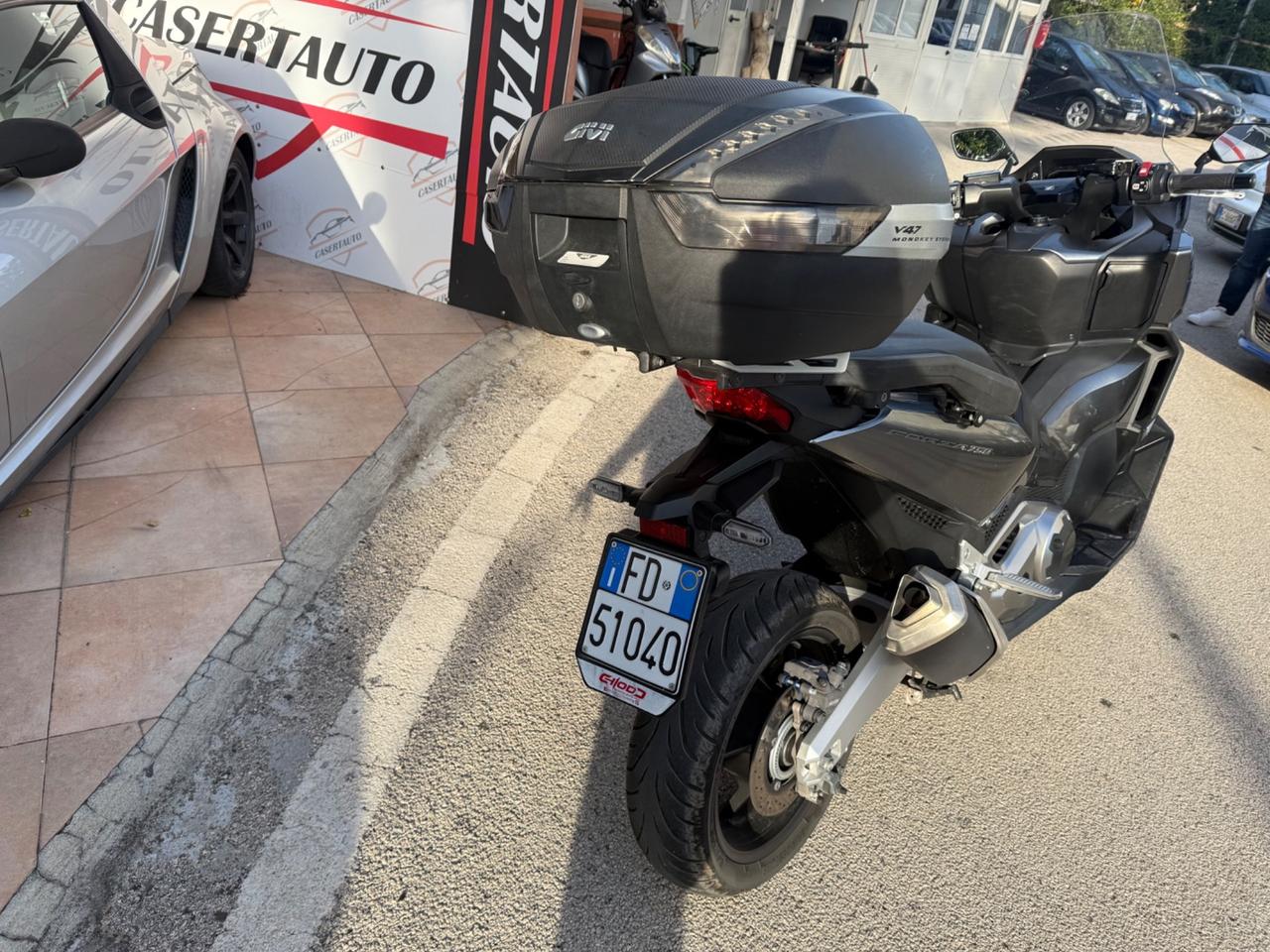 Honda Forza 750