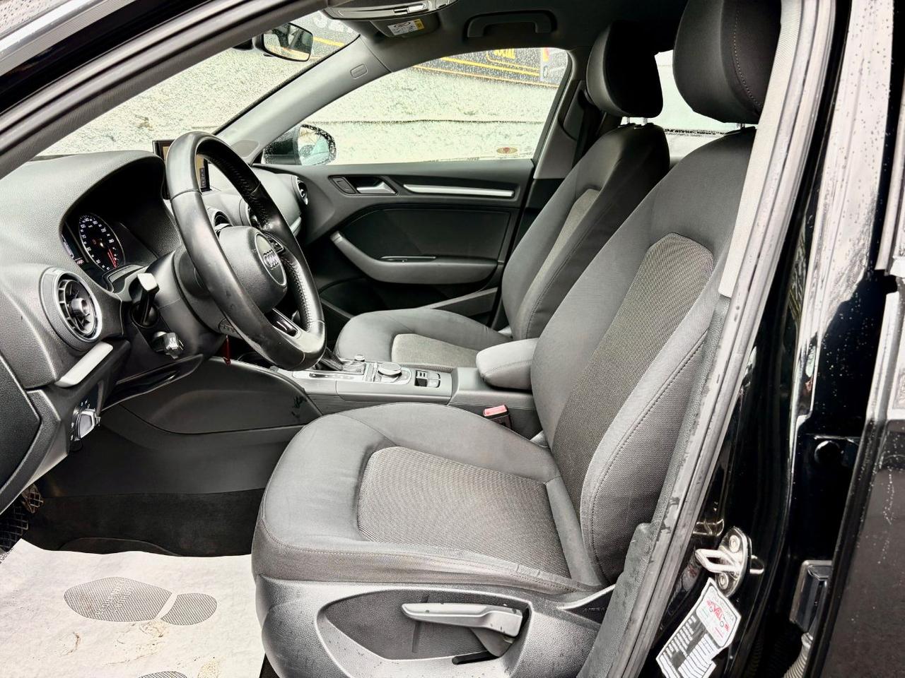 Audi A3 Sportback 1.6 tdi Business 110cv s-tronic