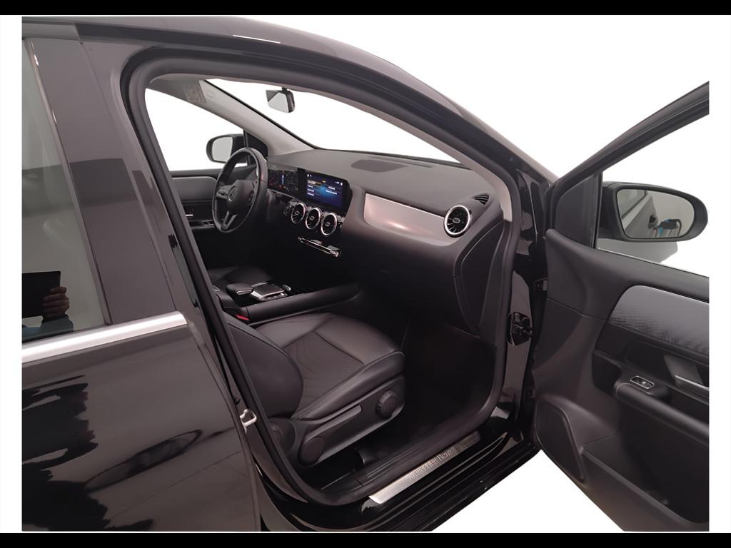 Mercedes-Benz Classe B - W247 2018 - B 180 d Sport auto