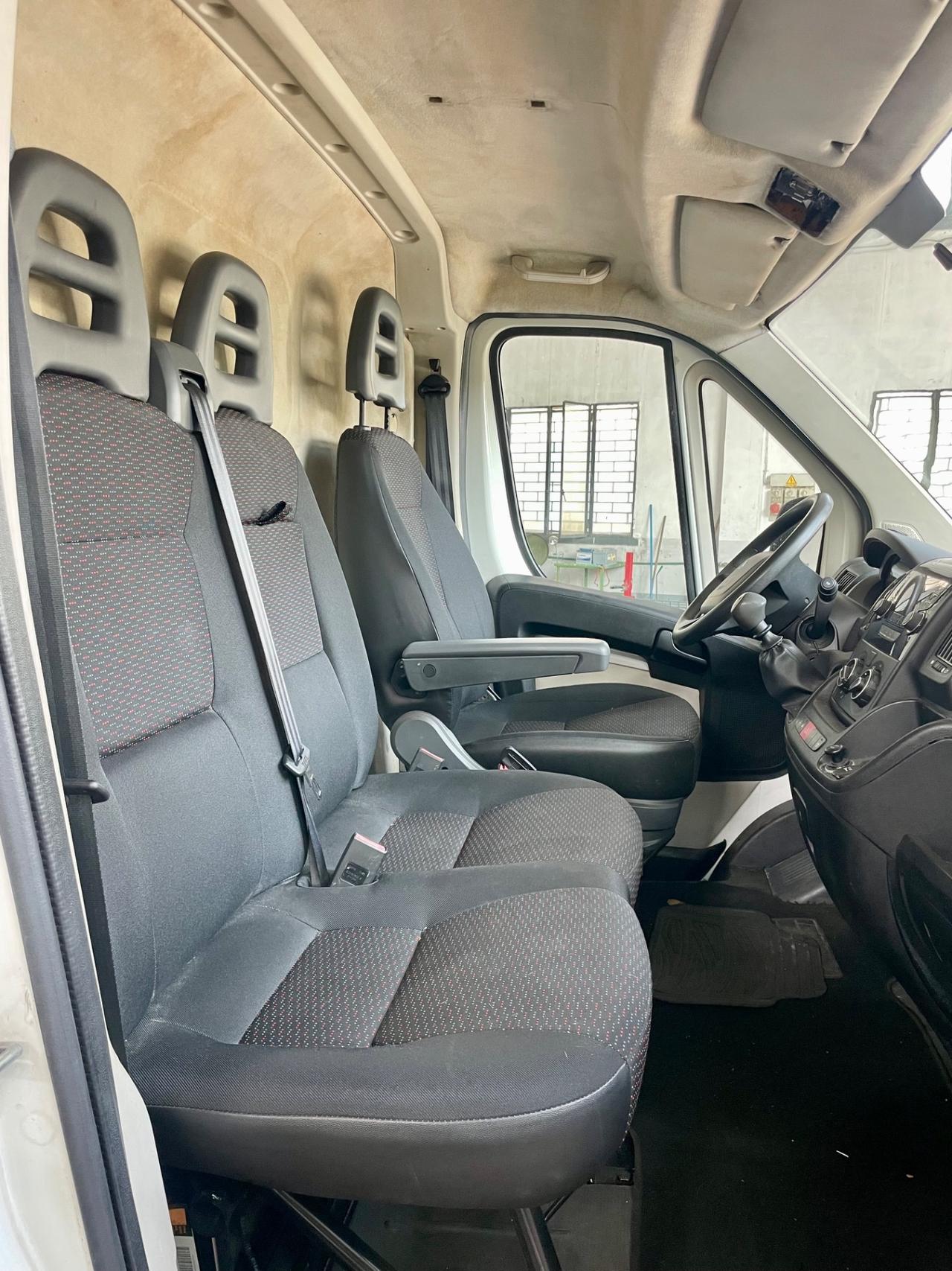 Peugeot Boxer 2.2D unicoproprietario per neopatentati