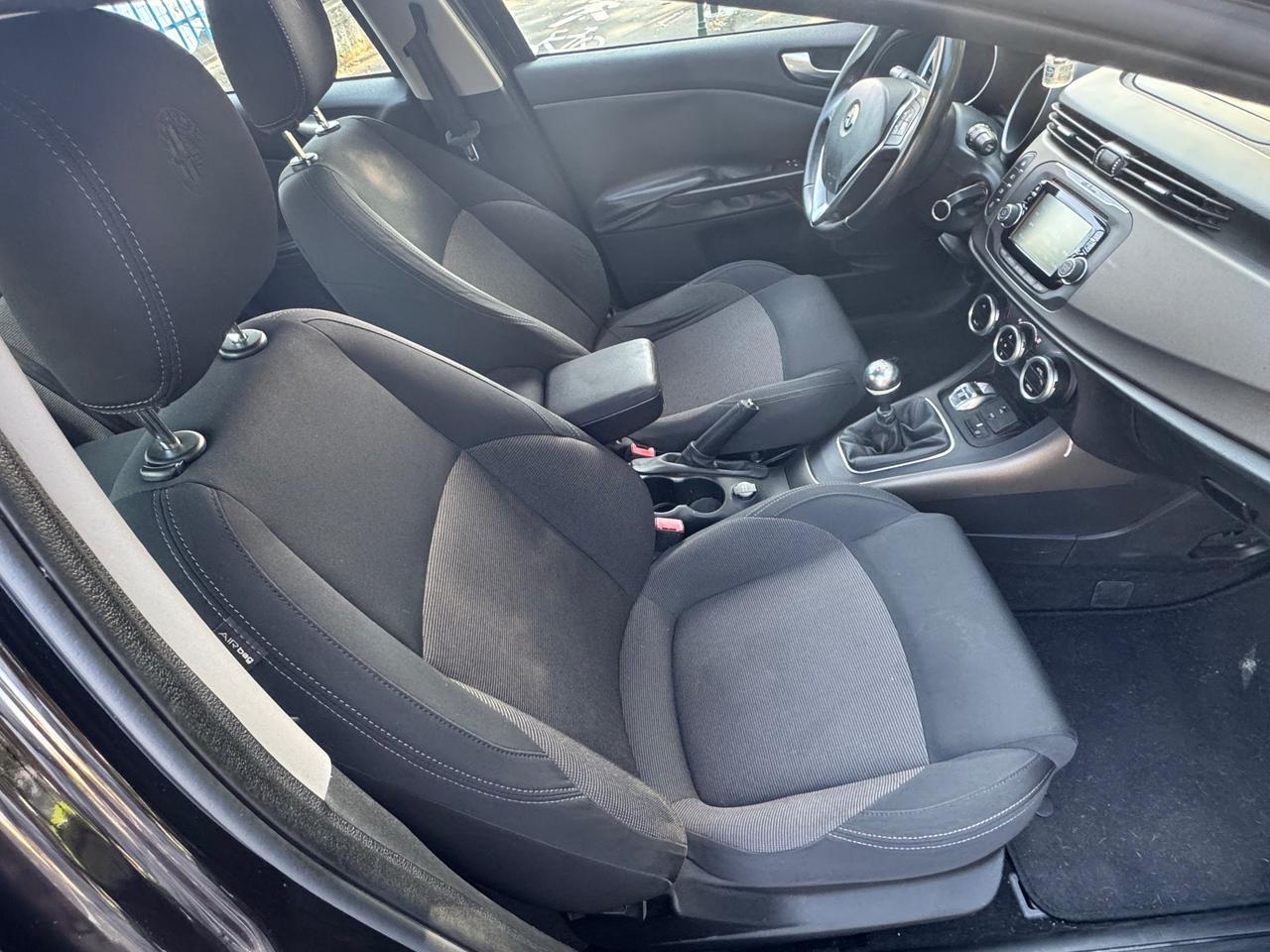 Alfa Romeo Giulietta 1.6 JTDm-2 105 CV Exclusive