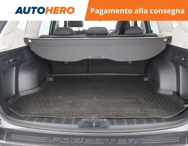 SUBARU Forester 2.0 e-Boxer MHEV CVT Lineartronic 4dventure