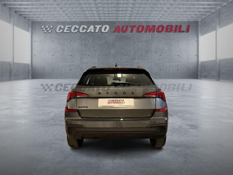 Skoda Kamiq 2024 1.0 tsi Black Dots 115cv dsg