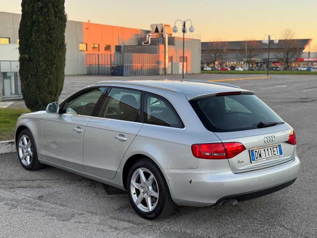 Audi A4 Avant 2.0 TDI 143CV Automatico