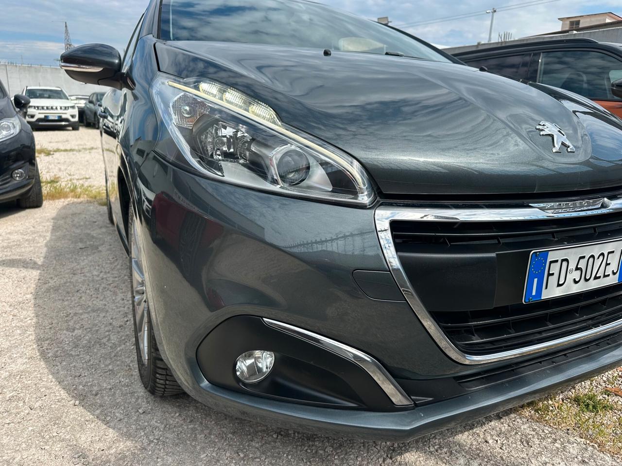 Peugeot 208 BlueHDi 75 5 porte Allure 2016