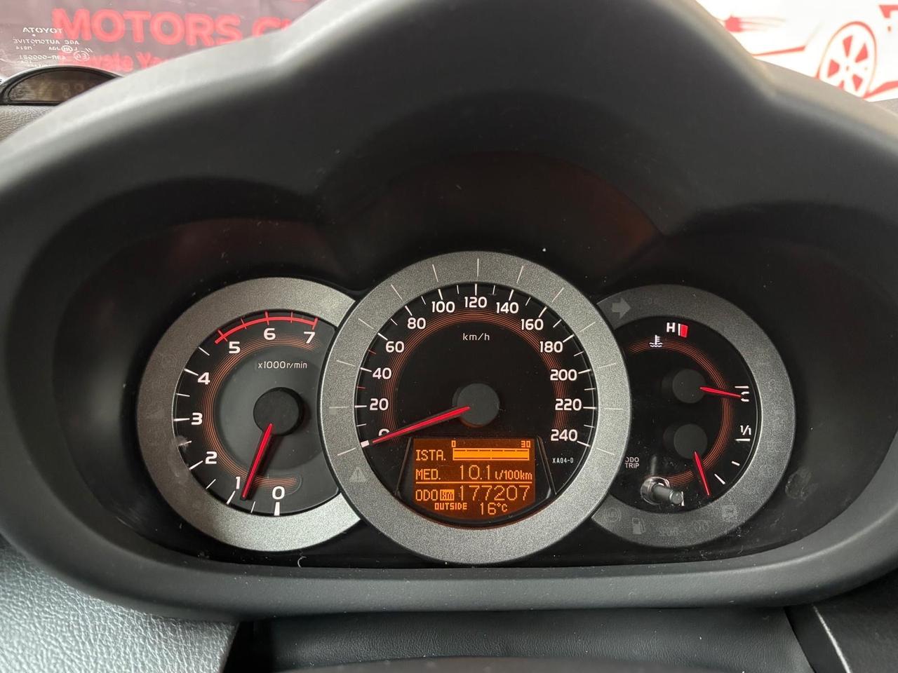 Toyota RAV 4 RAV4 Crossover 2.2 D-4D 150 CV DPF Luxury