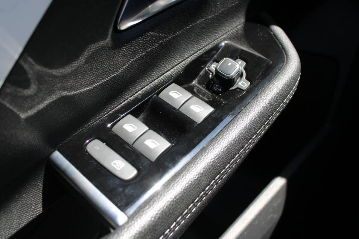 Opel Astra 1.2 t Elegance 130cv AUTOMATICA e Telecamera