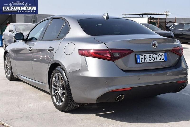 Alfa Romeo Giulia 2.2 Turbodiesel 180 CV Super