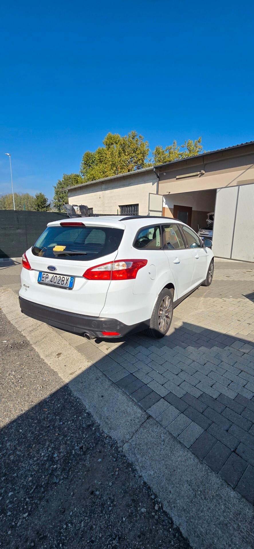 Ford Focus 2.0 TDCi 115 CV Powershift Titanium