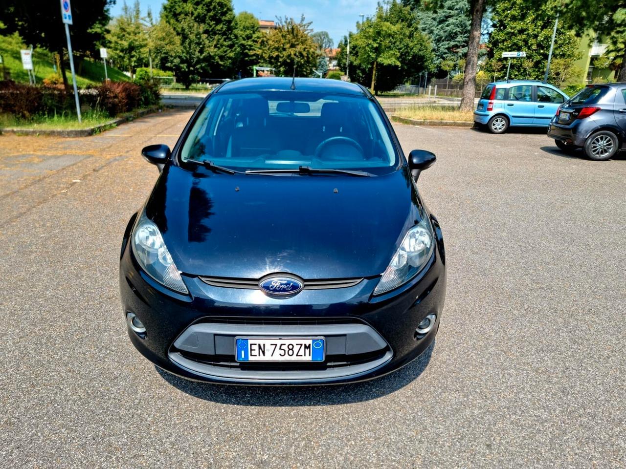 Ford Fiesta 1.4d ADATTA A NEOPATENTATI