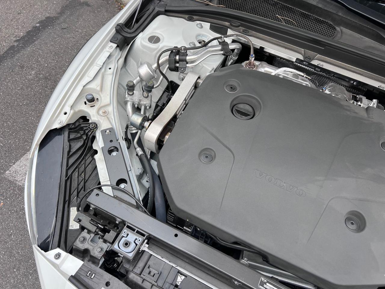 Volvo V60 Core 2.0 B4 MHEV #7114
