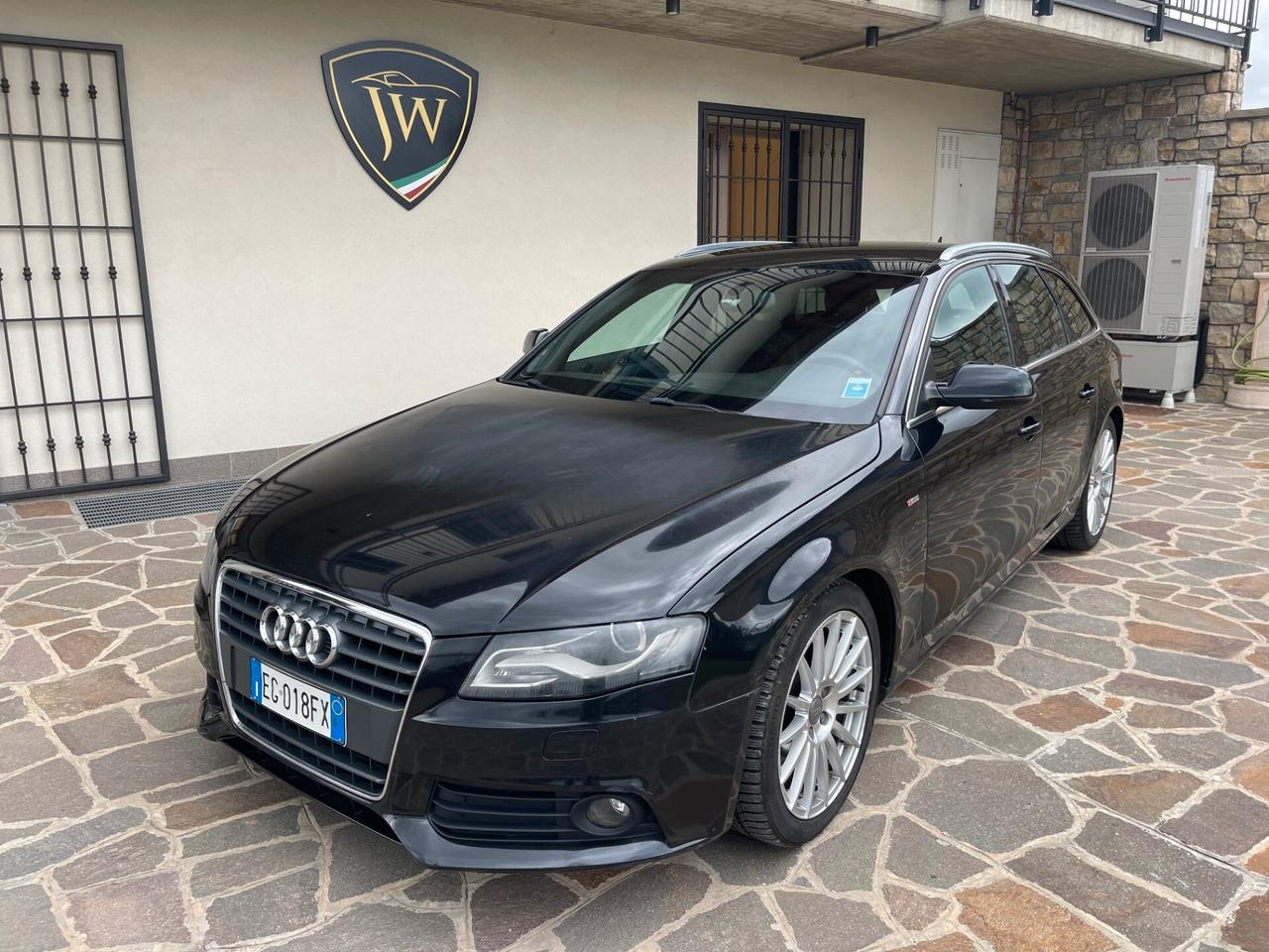 Audi A4 Avant 2.0 TDI 143CV S-Line