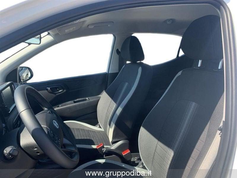 Hyundai i10 1.0 T-GDI MPI DOHC Petrol 5-speed M/T PE MY25 5P 1.0 MT CONNECTLINE