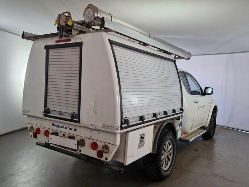 Mitsubishi L200 2.5 DI-D 178 CV Cab Intense Plus