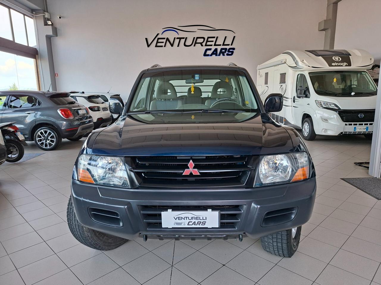 Mitsubishi Pajero 2.5 TDI 3p. GLS1 Autocarro