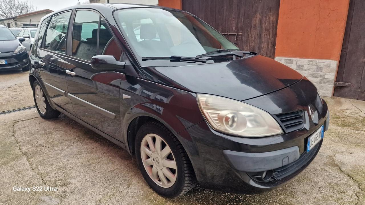 Renault Scenic Scénic 1.5 dCi/105CV Luxe neop