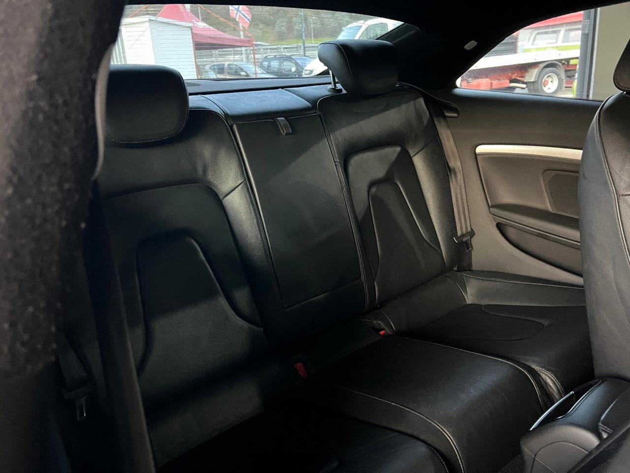 Audi A5 2.7 V6 TDI multitronic Ambition Replica RS5