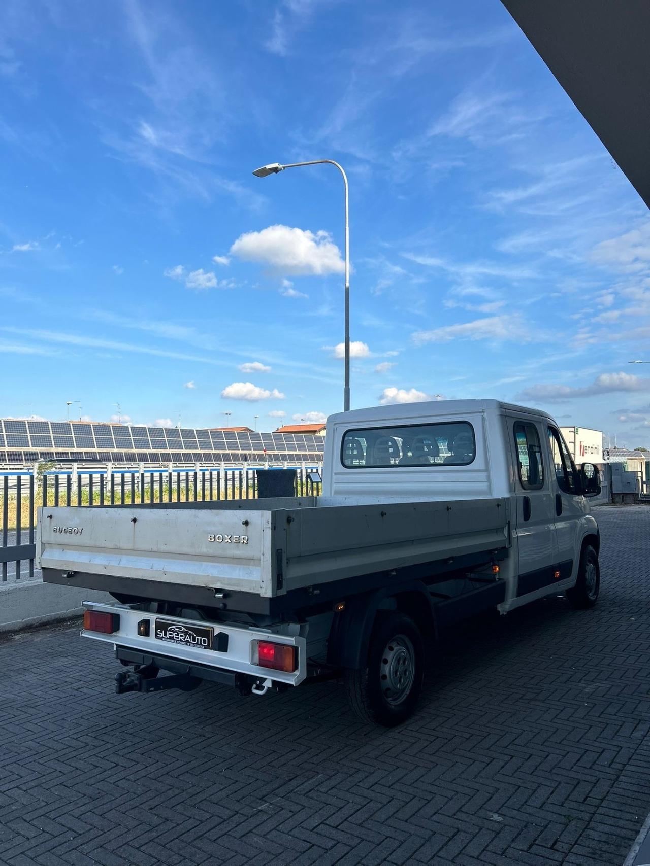 Peugeot Boxer 335 2.2 HDi/120CV PM-DC Cabinato