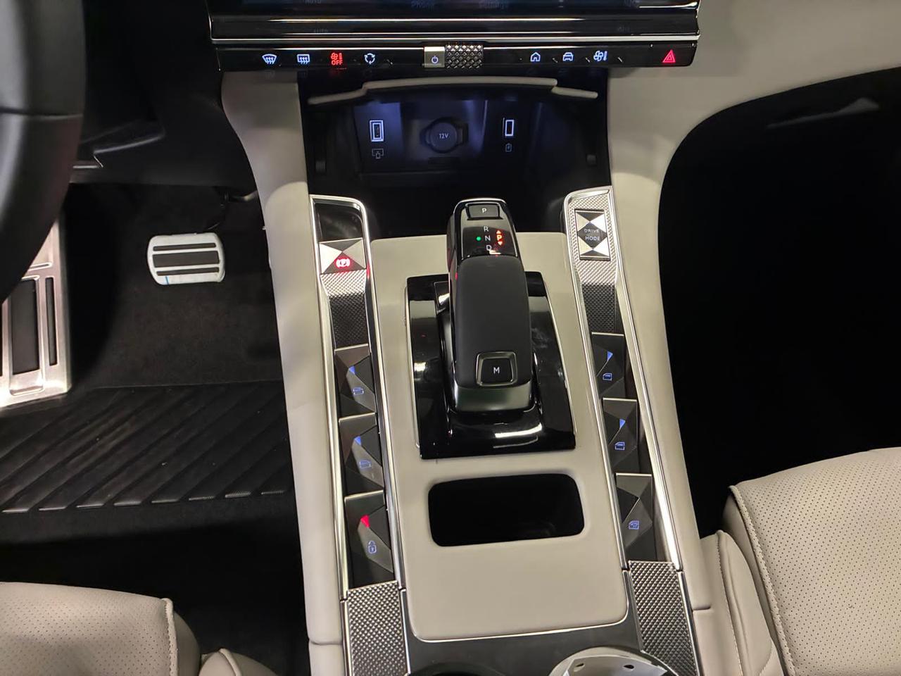 DS DS7 1.5 bluehdi Etoile 130cv auto