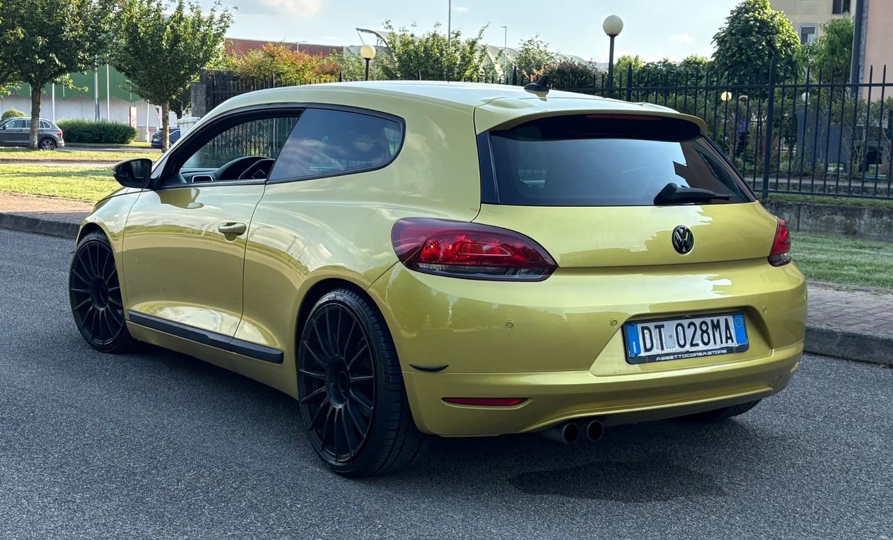 Volkswagen Scirocco 2.0 TFSI 200cv R-Line
